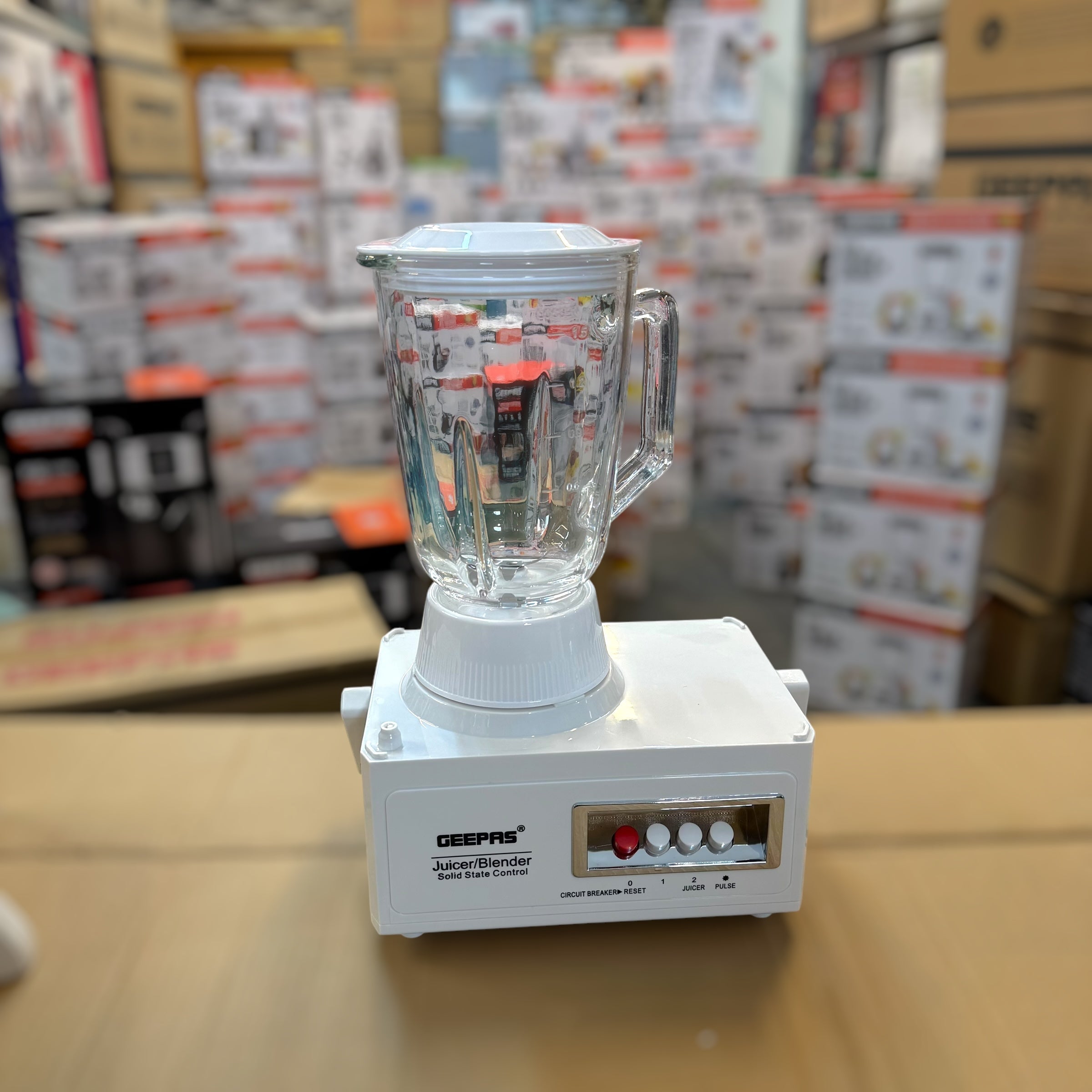 Geepas Powerful Versatile Juicer