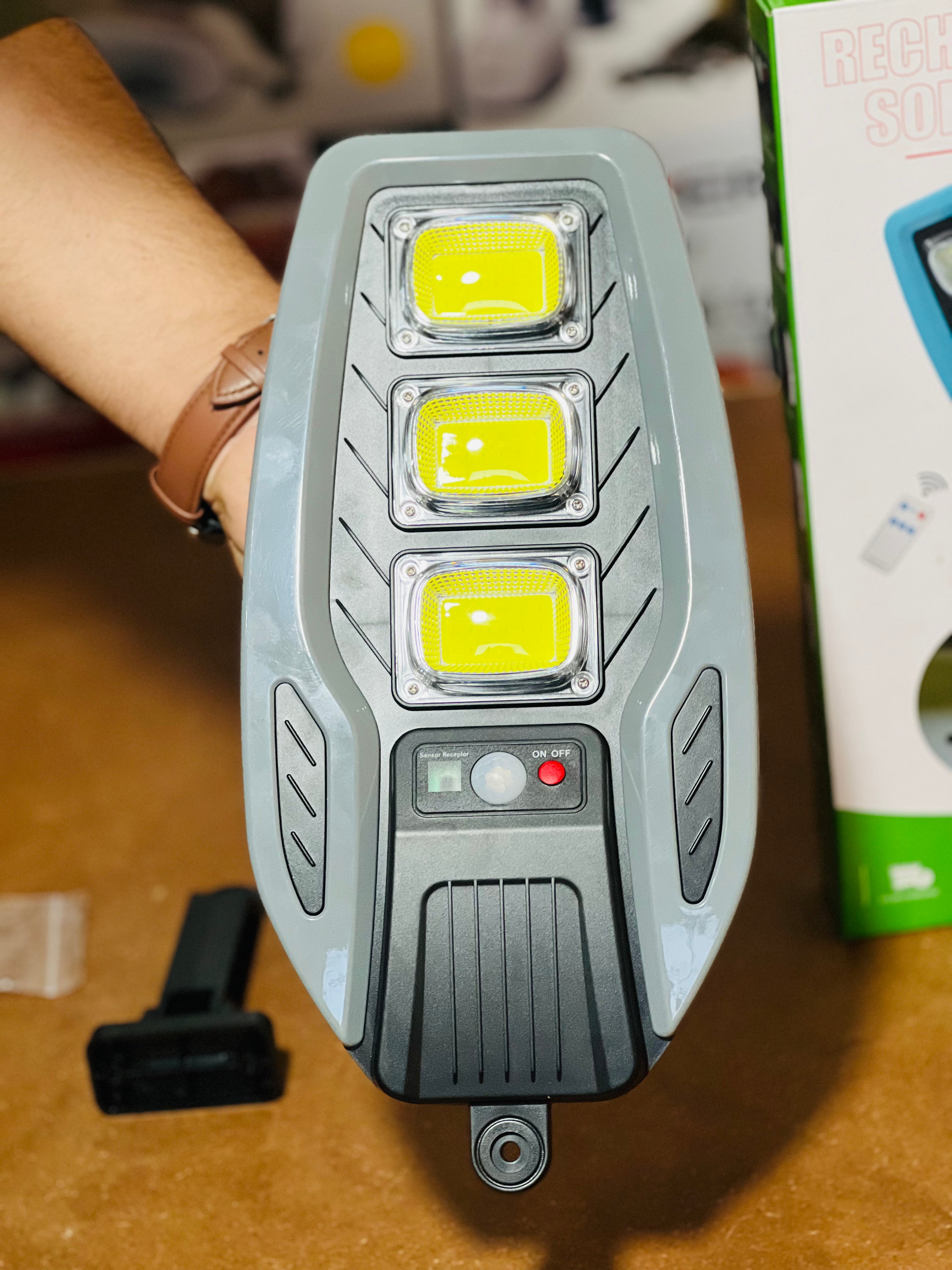3 Mood Rechargeable Solar Street Light