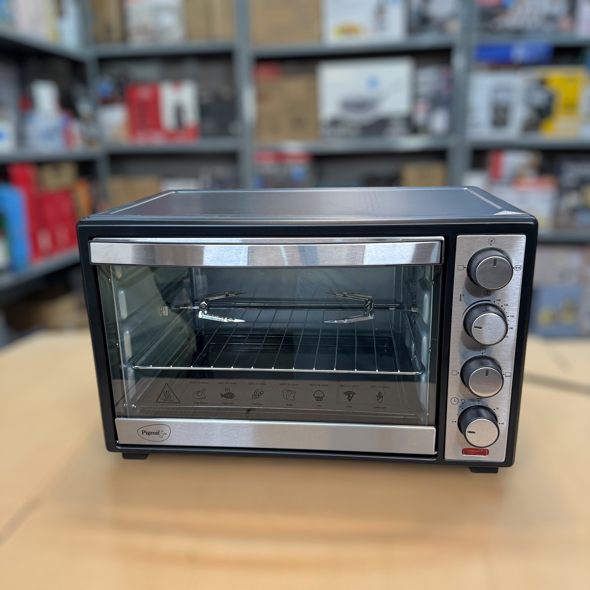 Pigeon 40L Baking Oven – Spacious & Versatile Performance